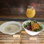 中目黒 グリル - スープ＆サラダ＆オレンジジュース