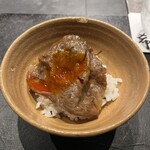 肉 希々 - 
