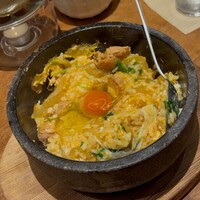 侘家古暦堂 祇園花見小路本店 - 混ぜて終わった生卵を乗せて完成♡