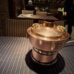 瀬里奈 - しゃぶしゃぶの鍋です。