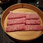 瀬里奈 - 宮崎県産の特選牛サーロインのしゃぶしゃぶ肉・その3です。