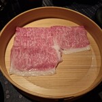 瀬里奈 - 宮崎県産の特選牛サーロインのしゃぶしゃぶ肉・その4です。