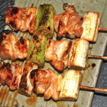 寛酔 - ５本目 地鶏もも肉のネギ間   もう1本食べたいです。