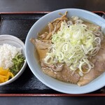 奥州製麺所 - 無料のご飯を添えて