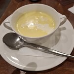 ロイヤルホスト - コーンスープです。