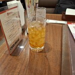 ロイヤルホスト - ドリンクバーのウーロン茶です。