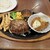 ロイヤルホスト - 料理写真:黒✕黒ハンバーグと、広島県産牡蠣フライのコラボメニューです。
