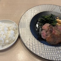Uomi - 