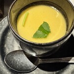 花殿 梅田茶屋町 - 近江牛ネックと守山大豆の茶碗蒸し