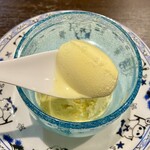 龍騰虎躍 - アイスクリーム