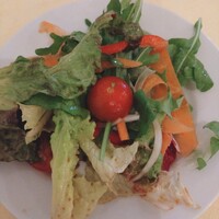 ナプレ 横浜高島屋店 - 有機野菜のサラダ（3人で取り分けた1人分）