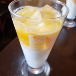 アジアンダイニング LUMBINI - 付属のマンゴーラッシー