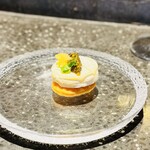 BRASSERIE by plein - キャビアとブリーチーズのタルト