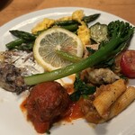 MORETHAN TAPAS LOUNGE - 