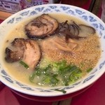 Kyuushuu Ramen Kiou - 亀王らーめん(*’▽’)