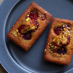 Think - フィナンシェ ラズベリー＆ピスタチオ＠税込330円