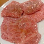 焼肉 味楽亭 - 上カルビ1600円