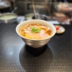 豚一頭清湯麺 - 