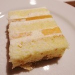 ルイ・ドゥ・レトワール - ランチ：プティコースのプチデザート