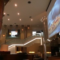 ウルフギャング・パック カフェ 愛知芸術文化センター店 - 