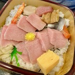 しなの珈琲店 - 本日の大とろ丼です✨