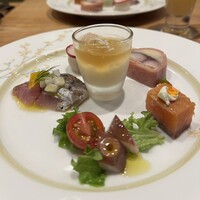 ビストリア 魚タリアン - これからを期待させる前菜