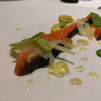 レストラン ペルージュ - 白鷺サーモンのマリネとフヌイユのヴァリエ…