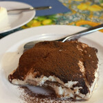 トラットリア プルチネッラ - 