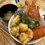 かねかつ食堂 - 伊勢海老と鮑の天丼