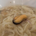 La La Gottsuo - ムール貝とラーメン　合う