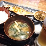 炉端焼き 和めし処 しんぱち食堂 - 