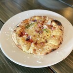 Adomani due - 本日プレートに付くピザ