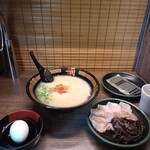 一蘭 本社総本店 - 