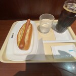 ドトールコーヒーショップ - 料理写真:ジャーマンドッグ・アイスコーヒーS