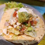 ラ ユウキ - タコス ソフトコーン  チキン