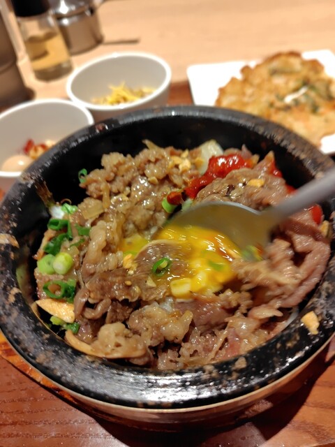 お膳⑥(松)⑅韓国 平塚市】前菜食べ放題！5月3日（火・祝）にオープンした「韓国家庭料理