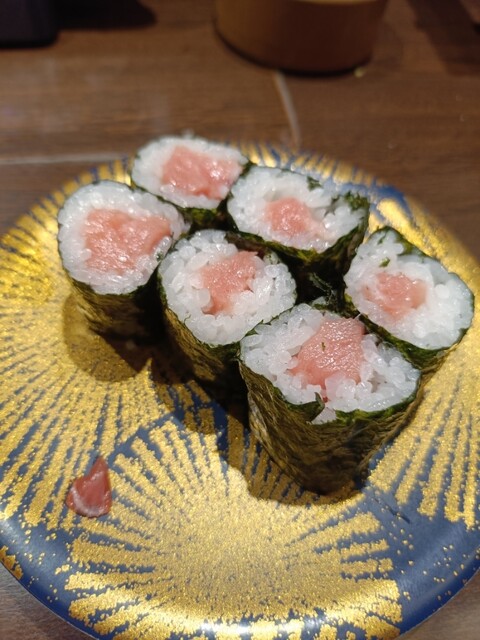 Daiki Suisan Kaiten Zushi Tenmabashi Ten photo 3