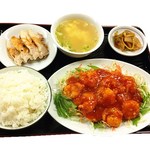 東北家 - エビチリ定食