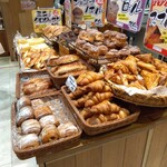 どんぐり - メニュー　陳列棚