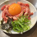 炭火焼肉　頂 - 