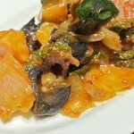 マーケットレストランAGIO - 野菜のトマト煮、残念ながら固い？カリフラワーは完食できなかった。