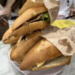 Bánh Mì Phượng - 
