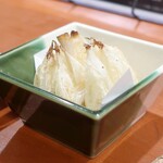 温鮮酒場 ちょんまげ - 国産新にんにく丸揚げ