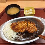 ゴーゴーカレー - 朝定食（みそ汁，らっきょう付き），ロースカツ