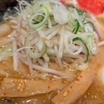 旭川味噌ラーメンばんから - 味噌ラーメン、アップ