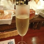 ラ・スカーラ - モスカートスプマンテ。好きだ。