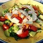 Bastion Deluxe Hotel Maastricht Centrum - スモークチキンスティックサラダ（イメージ）