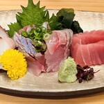 あじふらい てしお - たこ、あじ、まぐろのお刺身
