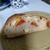 ベーカリーフジノキ - チーズ＆ドライトマトのリュスティック