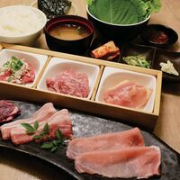 包み野菜＆焼肉ランチ